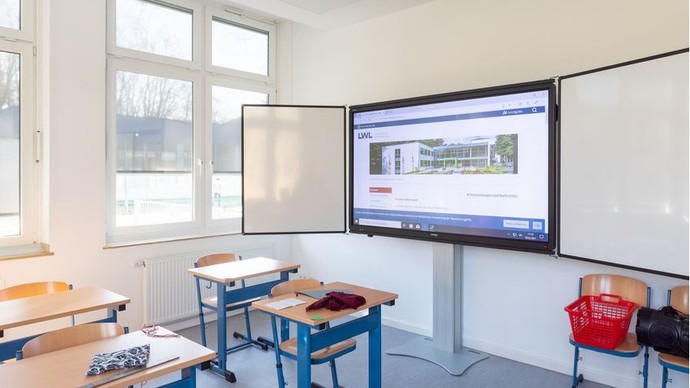 Bild zeigt die Schule.