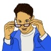 Hier sehen Sie einen jungen Mann mit starker Brille