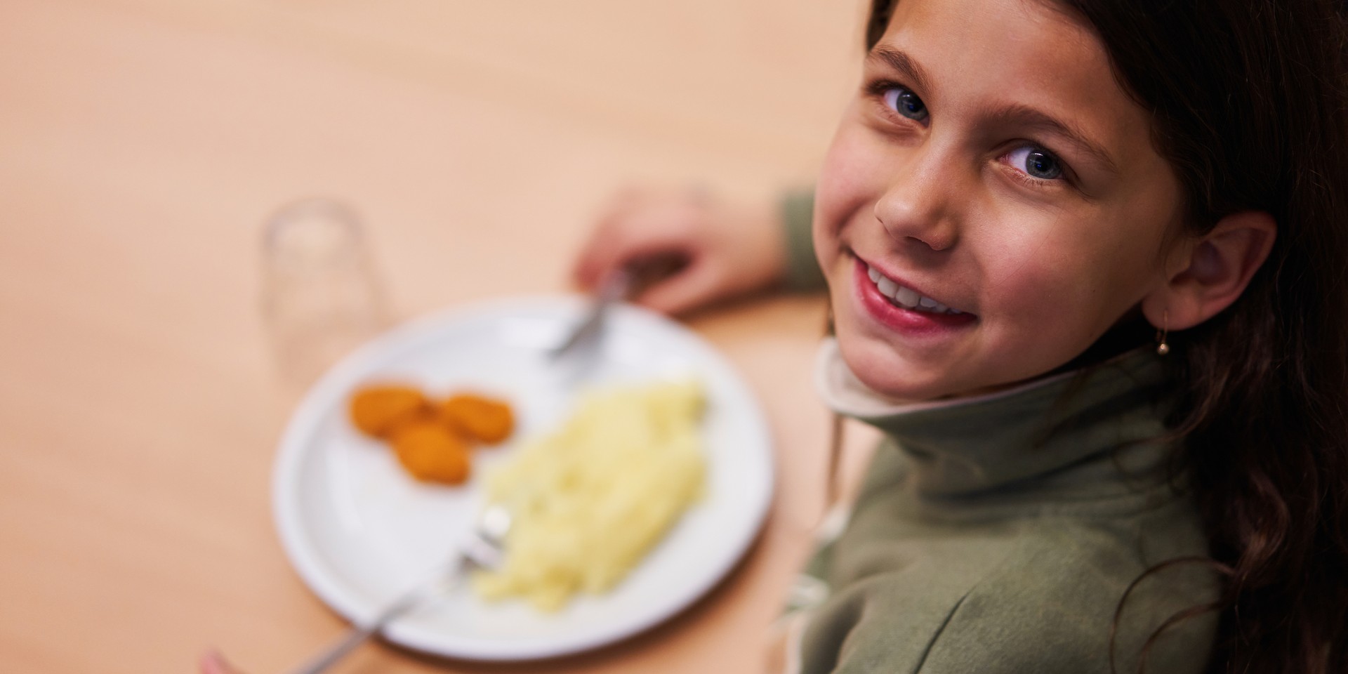 Mädchen beim Essen